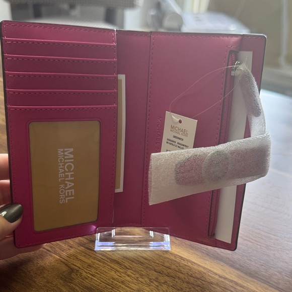 Michael Kors Fuchsia and Cream Zebra Wallet - Picture 4 of 5